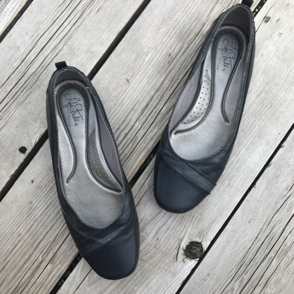 lifestride soft system flats